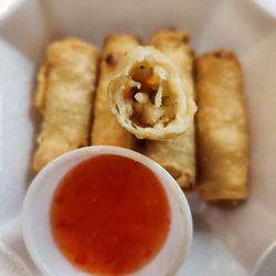 Songoku Hibachi & Sushi - Harumaki (spring rolls)