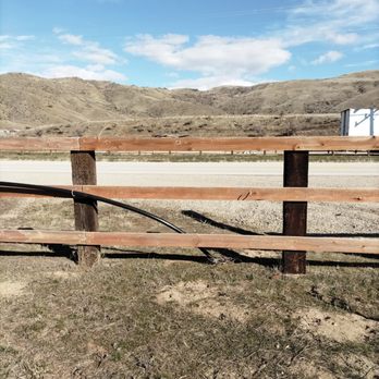 Heartland Post & Fence - Fences & Gates Near Me - Horseshoe, Idaho Heartland Post & Fence - Fences & Gates Near Me - Horseshoe, Idaho