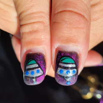 Peninsula Nails Spa - Nail Salons Near Me - Rolling Hills Estates, California