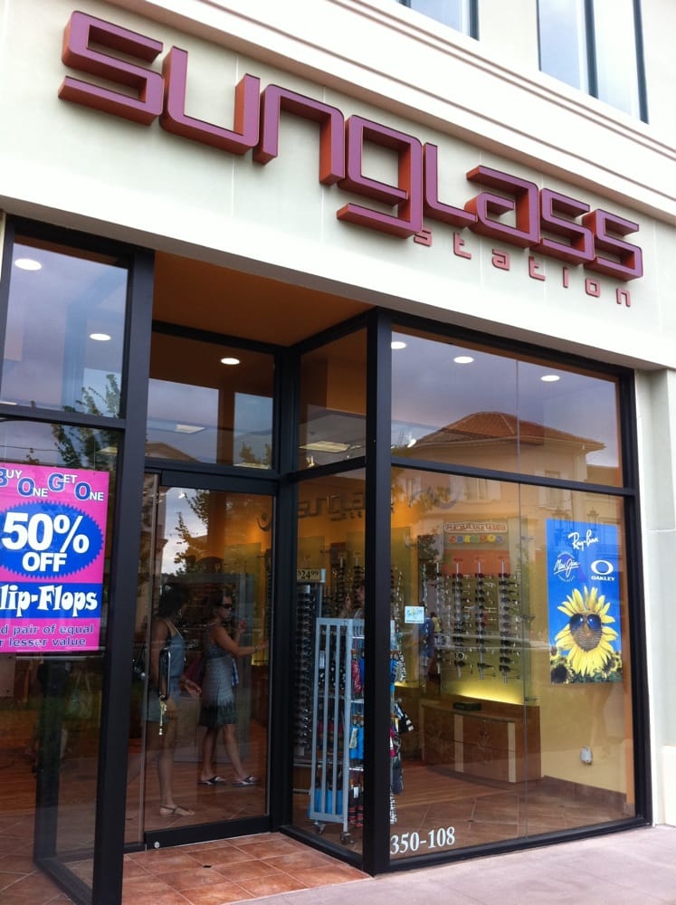 SUNGLASS STATION 350 The Bridge St, Huntsville, Alabama Sunglasses