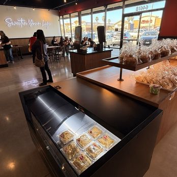 85°C Bakery Cafe-Jurupa Valley - Bakeries Near Me - Jurupa Valley, California 85°C Bakery Cafe-Jurupa Valley - Bakeries Near Me - Jurupa Valley, California