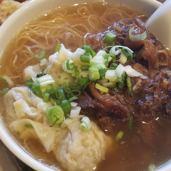 Mike's Noodle House - Beef brisket and wonton noodle soup! Perfect on a cold morning. Get the large for more wontons. (: - Cantonese Near Me - Seattle, Washington