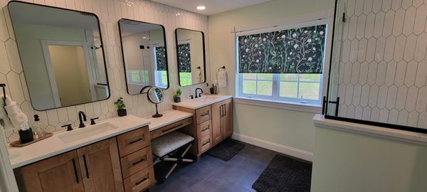 Interstate Custom Kitchen and Bath, Inc. by null