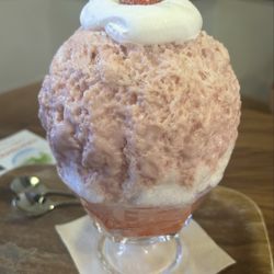 Shari Shari Kakigori House - Strawberry Panna Cotta