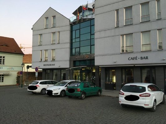 Hotel U Zvonu by null