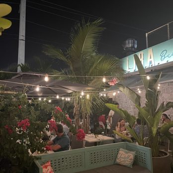 Lira Beirut Eatery - Outdoor space - Mediterranean Near Me - Miami, Florida