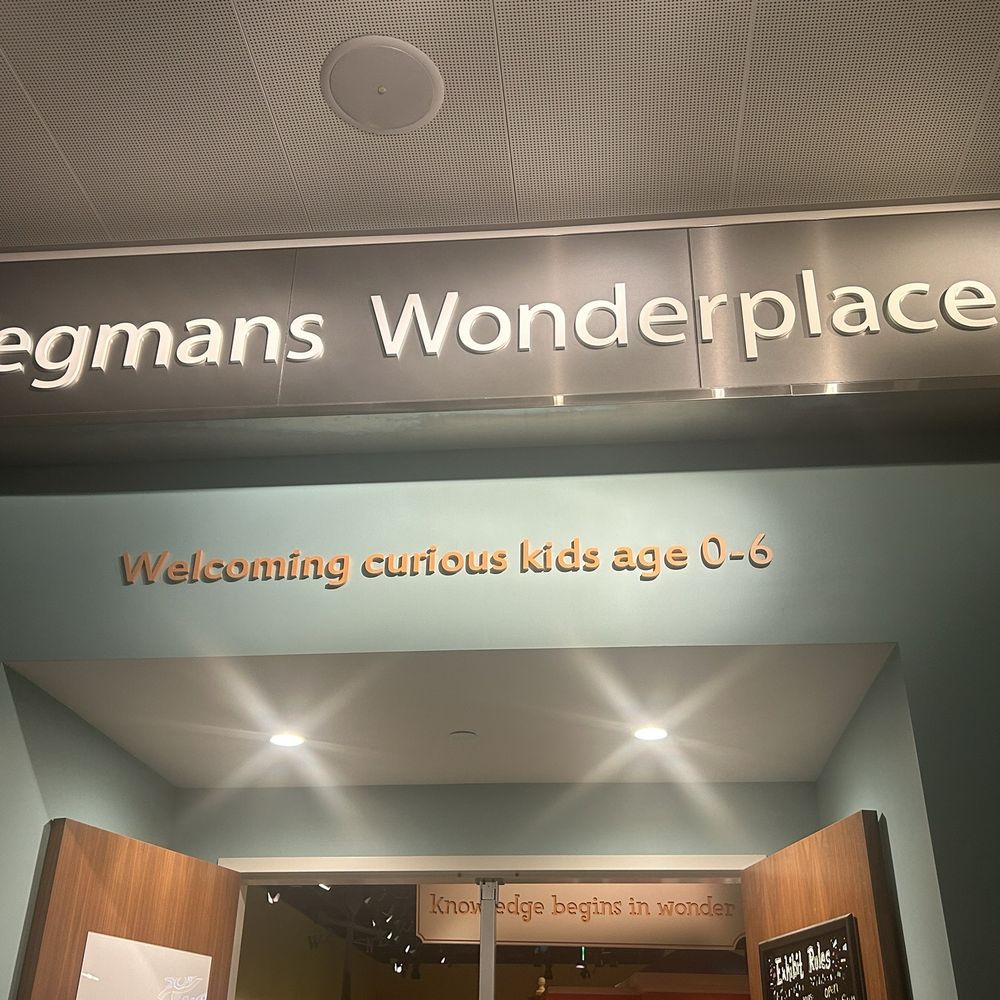 ESTTA976112 05/24/2019 IN THE UNITED STATES PATENT AND TRADEMARK OFFICE  BEFORE THE TRADEMARK TRIAL AND APPEAL BOARD Proceeding 9, image size:1000x1000