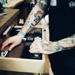Handlebar Men's Salon