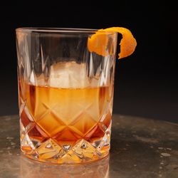1899 Indoor Golf - The Walrus - Lemon Maple Syrup, Angostura Bitters, Templeton Rye, Smoked Infused with a Toasted Orange