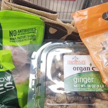 Sprouts Farmers Market - Grocery Near Me - Alhambra, California