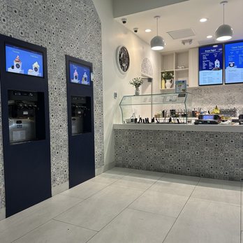 Go Greek Yogurt - Ice Cream & Frozen Yogurt Near Me - Miami, Florida