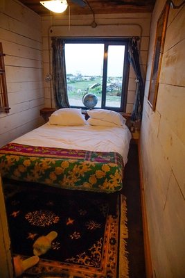FlopHouze - Shipping Container Hotel by null