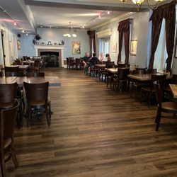 The Inn at Saint Peter's Village - Inside seating area