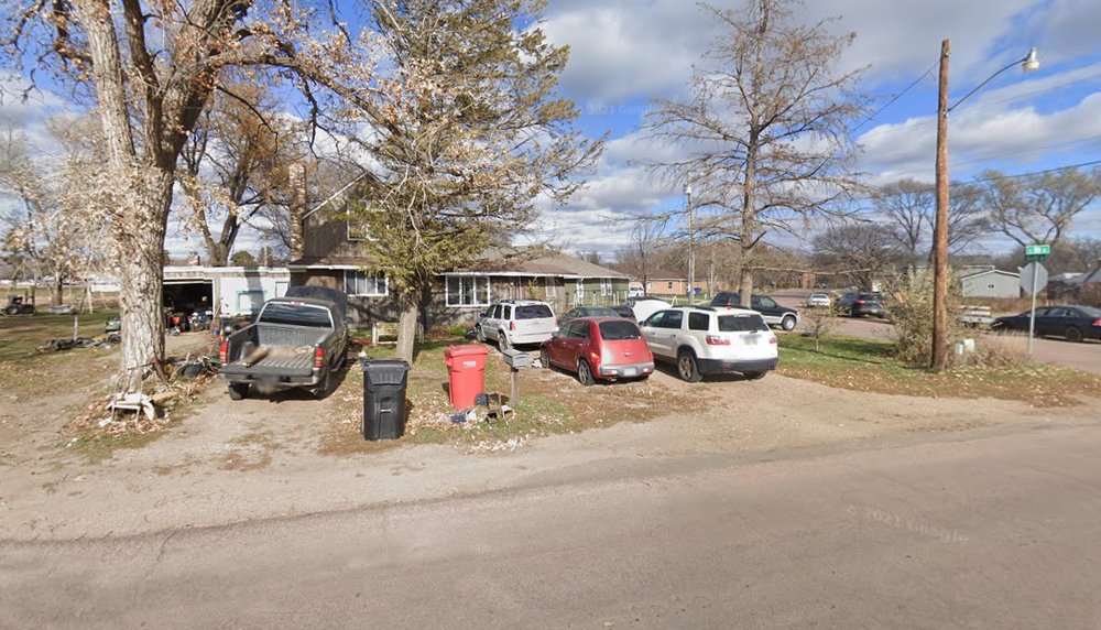 BOB’S AUTO SERVICE Updated July 2024 Yankton, South Dakota Auto