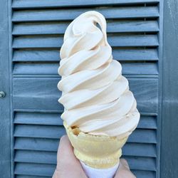McLean Farms - The tastiest peach soft serve ice cream