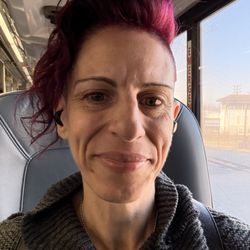 Chemistry Hair Lab - A fresh color and cut from Priscilla (aka HappyHawkHappyLife - IG: @happyhawkhappyheart)