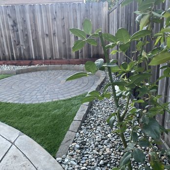 Advanced Pavers & Landscape - Rock Perimeter around the completed back yard - Masonry/Concrete Near Me - Sacramento , California