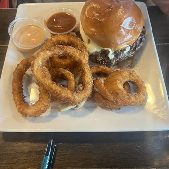 Porter's - The burgers FABULOUS, the food is GOOD !!! Highly recommend !!! - Salad Near Me - Springdale, Utah Porter's - The burgers FABULOUS, the food is GOOD !!! Highly recommend !!! - Salad Near Me - Springdale, Utah
