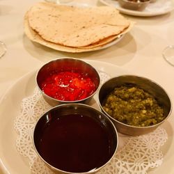 Indigo - Appetizer crackers and sauces
