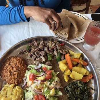Den Den Restaurant - Vegetarian Near Me - Chicago, Illinois