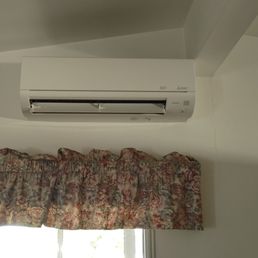 Mitsubishi split type air conditioner