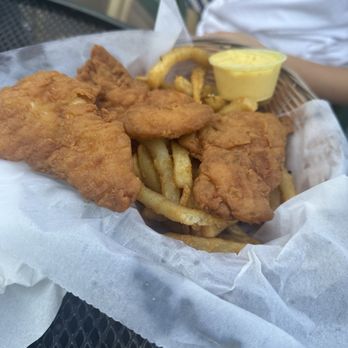 The Rabbit Hole Gastropub - Chicken tenders - American Near Me - Harpers Ferry, West Virginia The Rabbit Hole Gastropub - Chicken tenders - American Near Me - Harpers Ferry, West Virginia