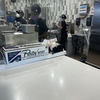Taco Bell - 3 incompetent employees - Fast Food Near Me - Brooklyn, New York Taco Bell - 3 incompetent employees - Fast Food Near Me - Brooklyn, New York