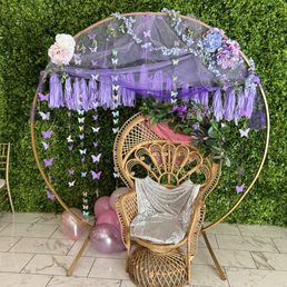 The throne:)