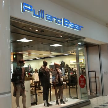 La Gran Plaza  - Pull and Bear (el único), Gran Plaza - Shopping Centers Near Me - Mérida, YUC