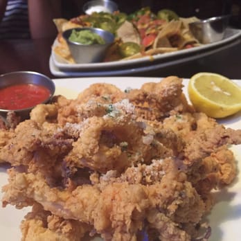 Houlihan's - Calamari x Nachos - Bars Near Me - Paramus, New Jersey Houlihan's - Calamari x Nachos - Bars Near Me - Paramus, New Jersey