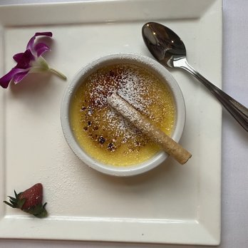 New Heights Restaurant - Creme brulee - New American Near Me - Washington, DC, District of Columbia