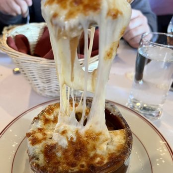 Le Diplomate - French Onion Soup Gratine IG- LaGordaDeMiami - Brasseries Near Me - Washington, DC, District of Columbia