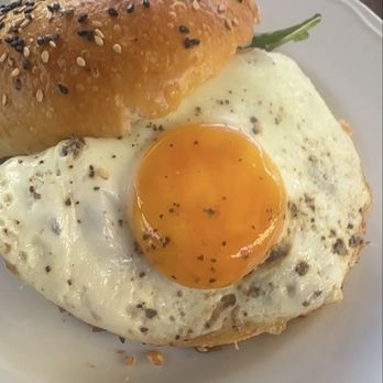 The Dutchess - Breakfast Egg Sando - Cafes Near Me - Ojai, California