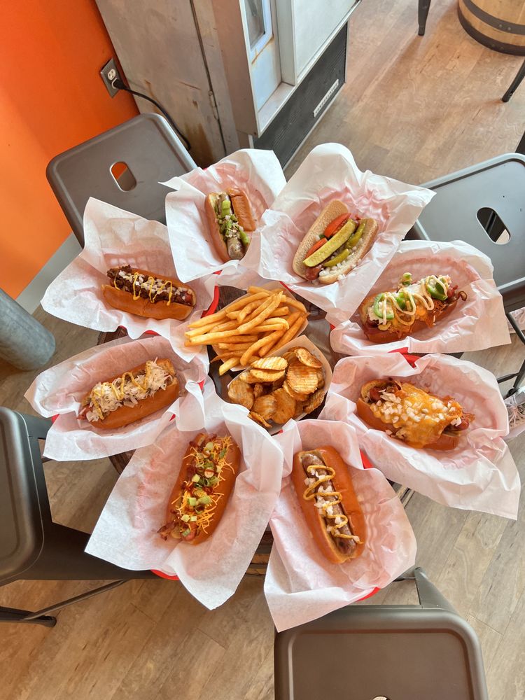 JUNKYARD DOGS 2245 W Dublin Granville Rd, Worthington, Ohio Hot