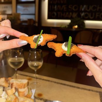 Magie - Wine Bars Near Me - Miami, Florida