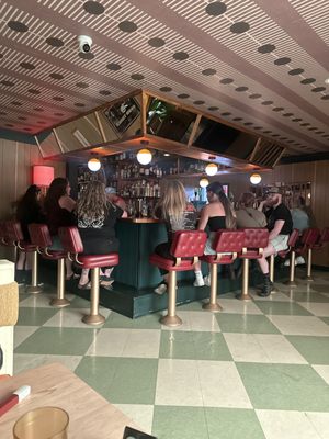 GoodTimes Full Service bar by null