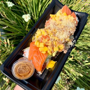 Ichima - Mango Tango Roll - Sushi Bars Near Me - Pasadena, California Ichima - Mango Tango Roll - Sushi Bars Near Me - Pasadena, California