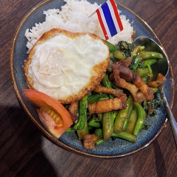 Taste of Thai - Arcadia - Pad Kana Moo Krob - Crispy pork with Chinese broccoli, a Thai classic you must try! - Thai Near Me - Phoenix, Arizona