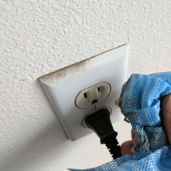 Amy's Angels Cleaning - More untouched dirt on obvious areas to clean. - Home Cleaning Near Me - Los Angeles, California Amy's Angels Cleaning - More untouched dirt on obvious areas to clean. - Home Cleaning Near Me - Los Angeles, California