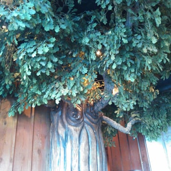 Bubba's SmokeHouse & Spirits - Fake tree inside. - Barbeque Near Me - Paso Robles, California