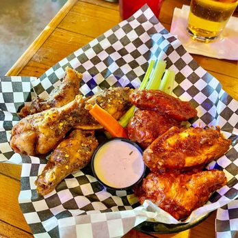 The Wing’d Nut - Spicy garlic & Atomic - Chicken Wings Near Me - Richardson, Texas