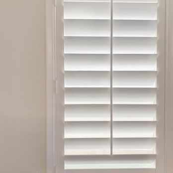 Island Shutters - Small window in family room - Shutters Near Me Island Shutters - Small window in family room - Shutters Near Me