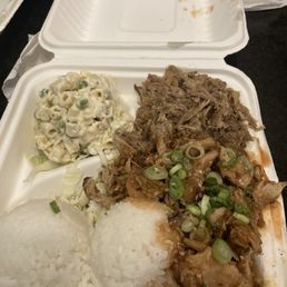 Mixed plate 1/2 pork, 1/2 huli chicken