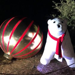 Holiday Road - Bear and ball.