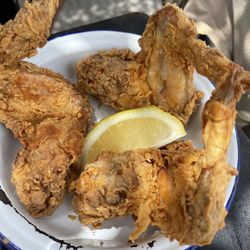 Nola - 3 wings