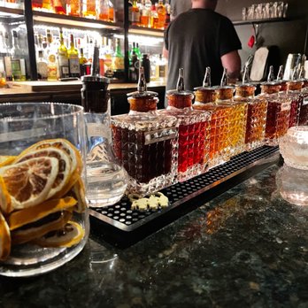 Sidebar - Cocktail Bars Near Me - Grand Rapids, Michigan