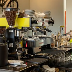Wonderift Coffee - Espresso bart setup at Wonderift Coffee