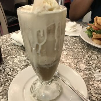 Corvette Diner - Root beer float - Diners Near Me - San Diego, California Corvette Diner - Root beer float - Diners Near Me - San Diego, California