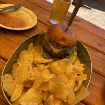 Divided Sky Tavern - Veggie burger - American Near Me - Fair Oaks, California