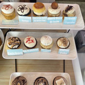 dbakers Sweet Studio - Cupcakes - Bakeries Near Me - Miami, Florida dbakers Sweet Studio - Cupcakes - Bakeries Near Me - Miami, Florida